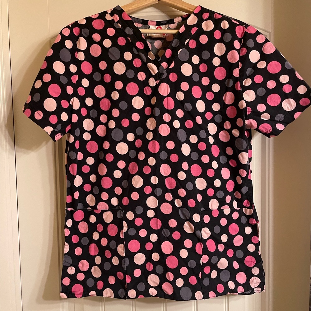 White Cross sz small polka dot scrub top